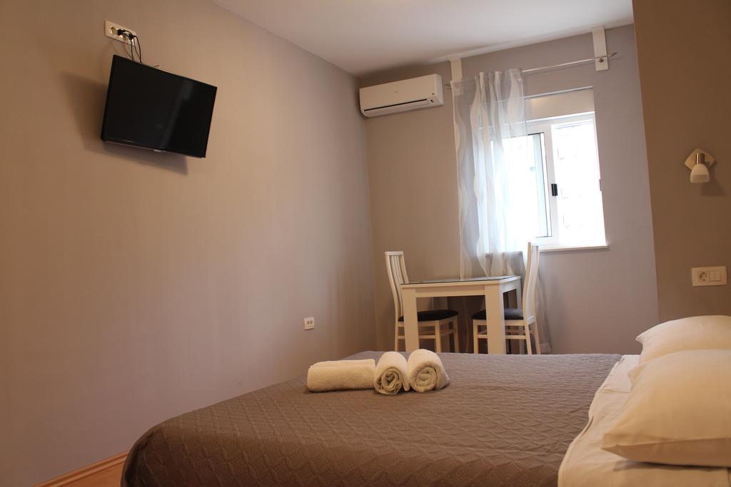 Beachside Apartments Znjan Split Habitación foto